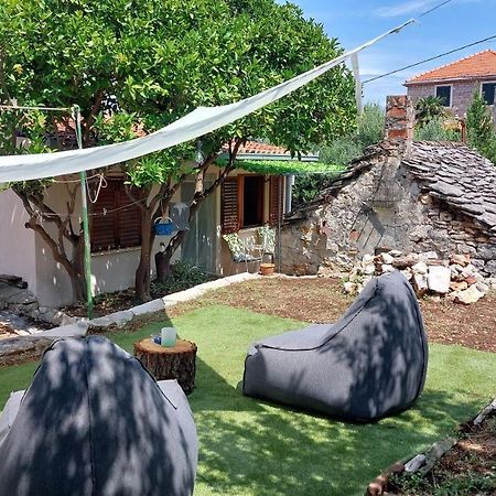 Holiday Home Jere Postira Exterior foto